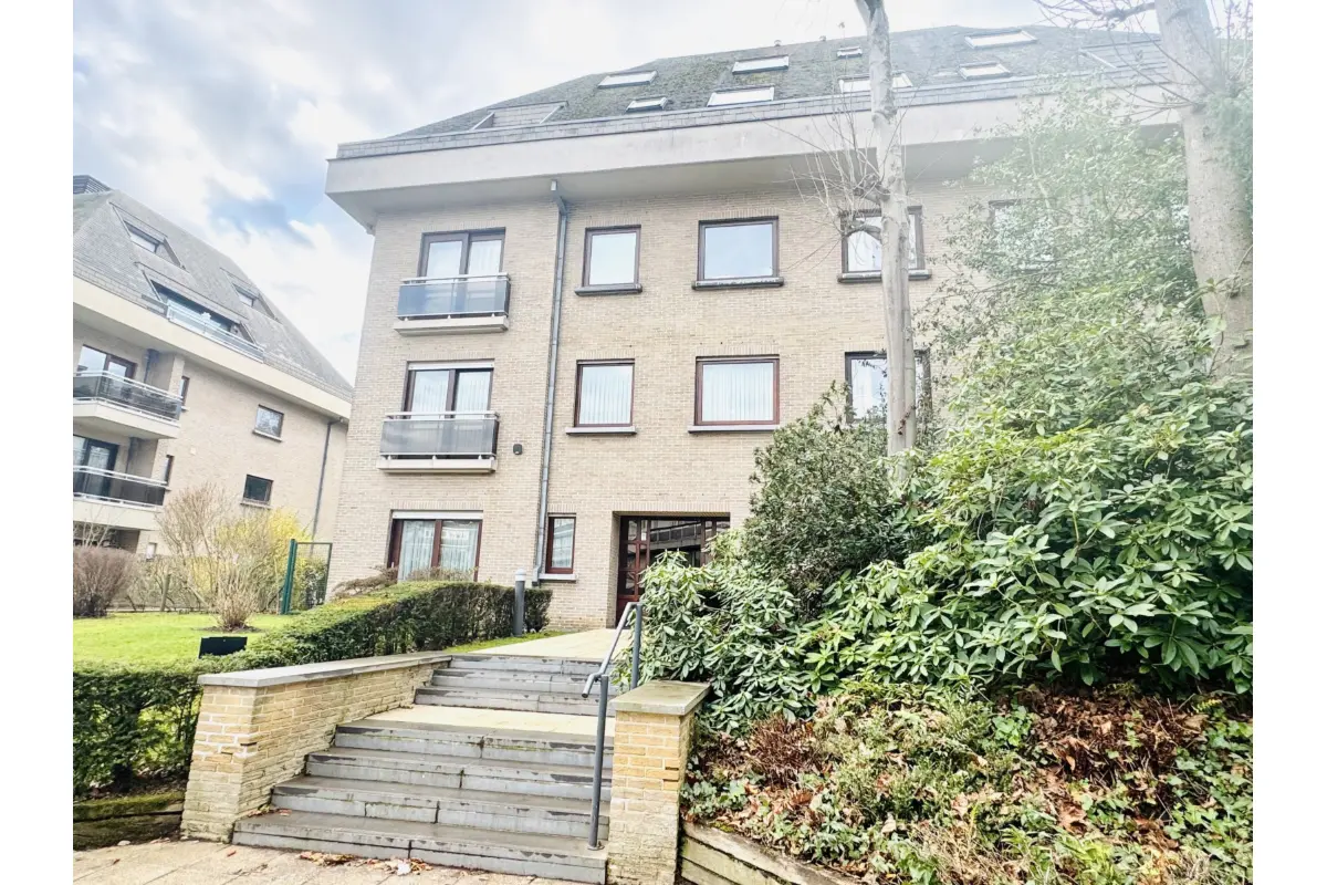 Appartement à  à Uccle 1180 1650.00€ 2 chambres 150.00m² - annonce 650672
