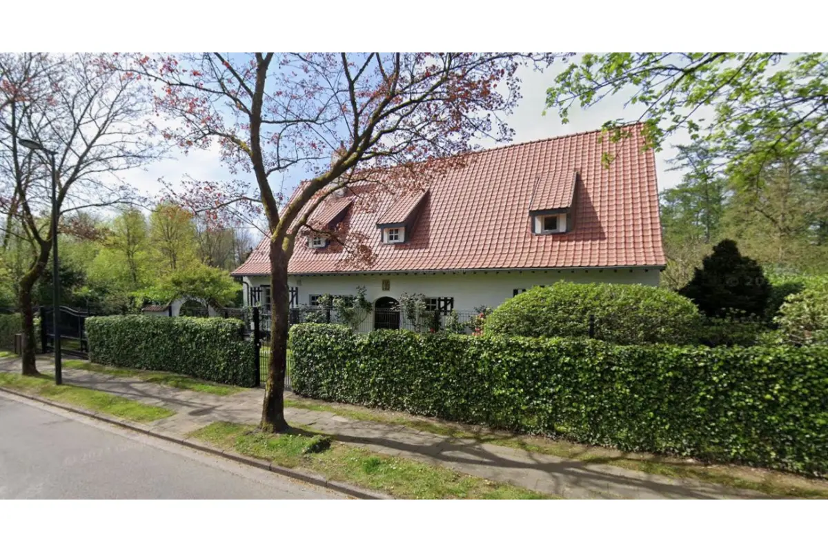 Maison à vendre à Uccle 1180 1295000.00€ 4 chambres 330.00m² - annonce 650430