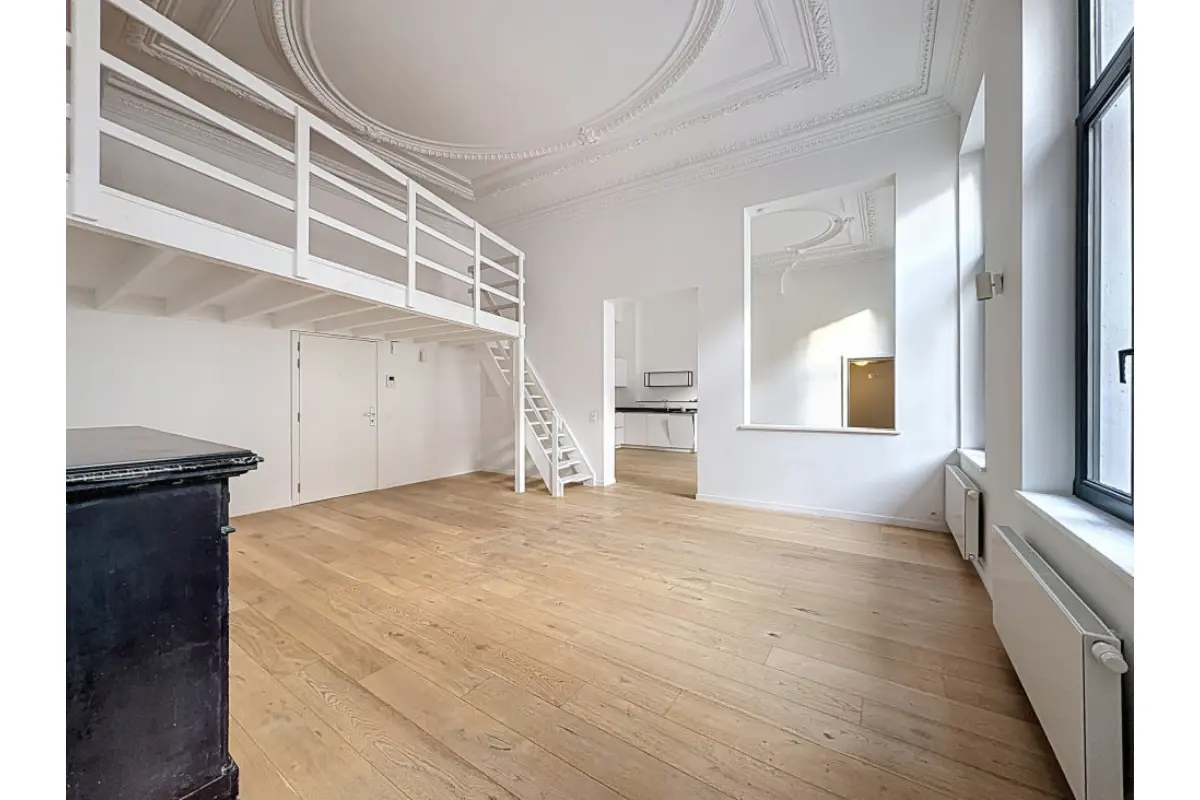 Commerce à vendre à Bruxelles 1000 375000.00€  chambres 120.00m² - annonce 650749