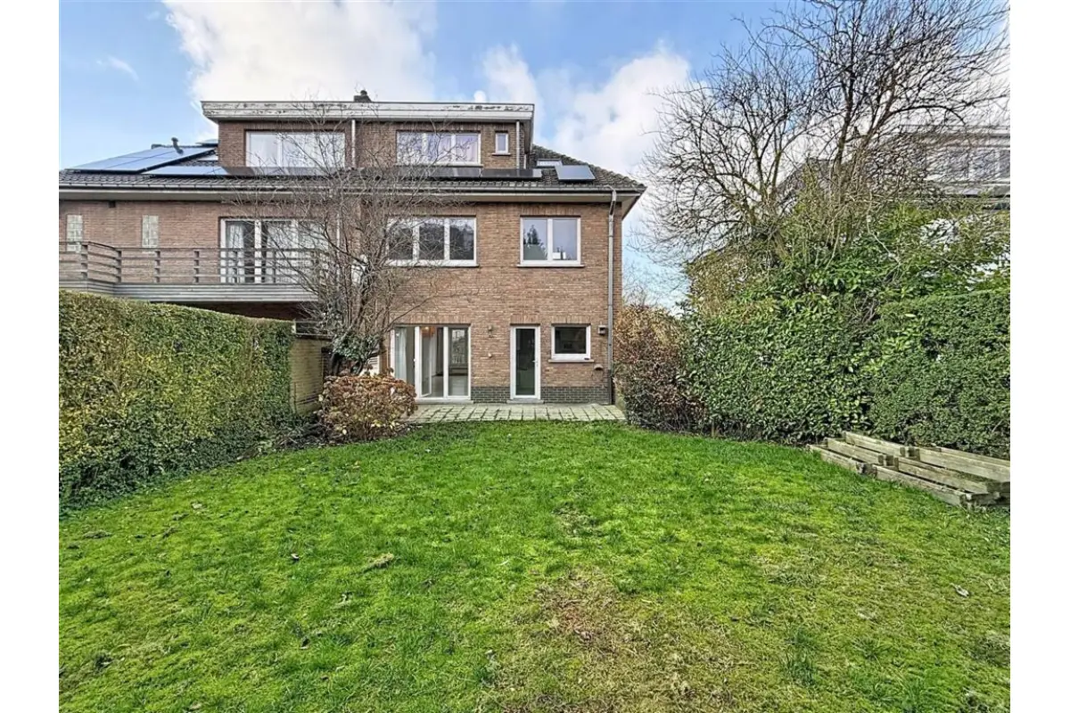 Huis te  huur in Sint-Pieters-Woluwe 1150 2400.00€ 3 slaapkamers 225.00m² - Zoekertje 650470