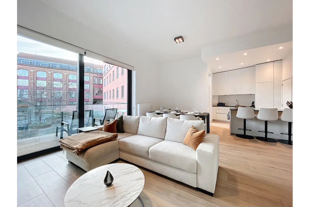 Appartement te  huur in Sint-Joost-ten-Node 1210 1800.00€ 2 slaapkamers 106.00m² - Zoekertje 650939