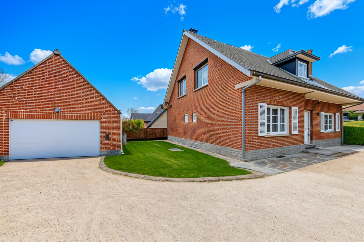 Huis te  in Overijse 3090 615000.00€ 4 slaapkamers 190.00m² - Zoekertje 650894