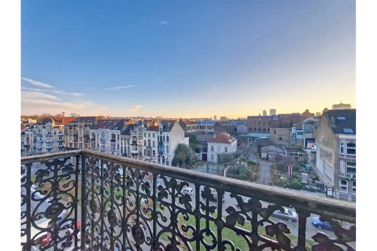 Appartement te  in Schaarbeek 1030 1050.00€ 1 slaapkamers 70.00m² - Zoekertje 650471