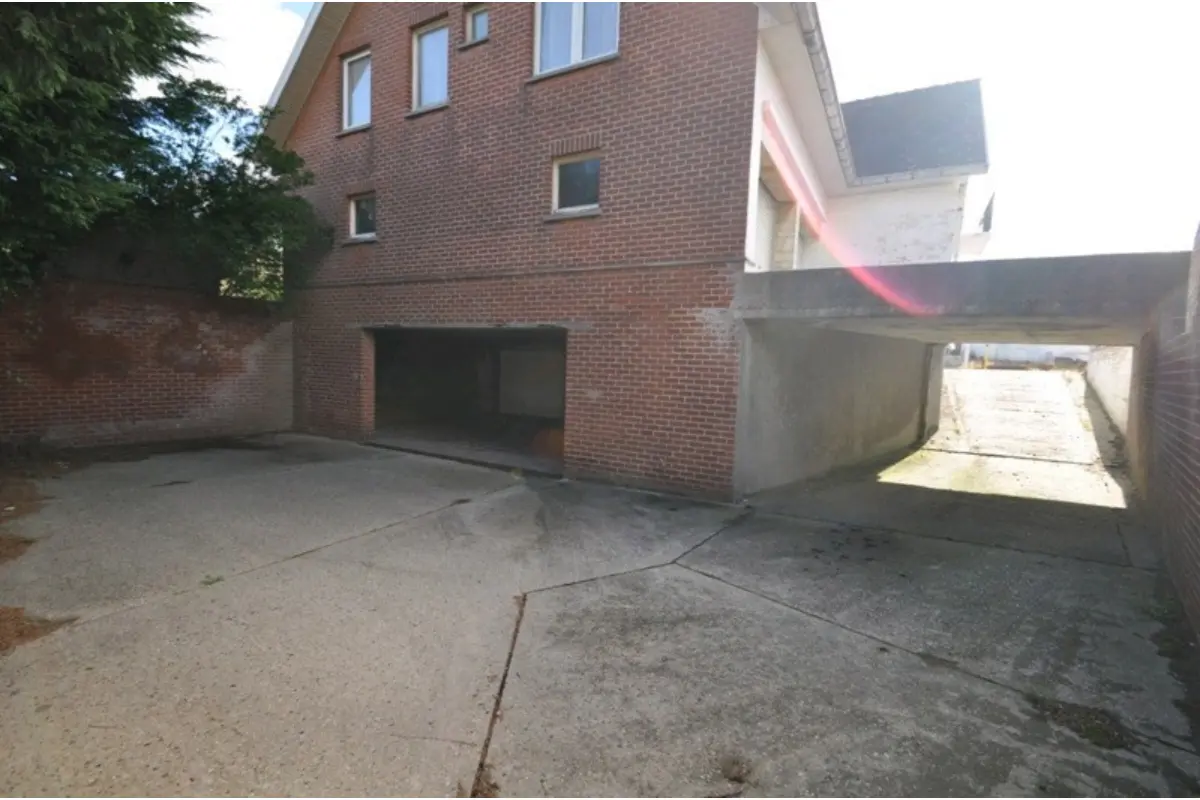 Parking / garage à louer à Coxyde 8670 1000.00€  chambres m² - annonce 650657