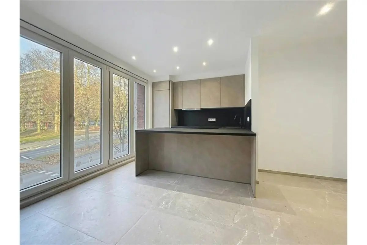 Appartement à vendre à Anderlecht 1070 250000.00€ 1 chambres 68.00m² - annonce 650486