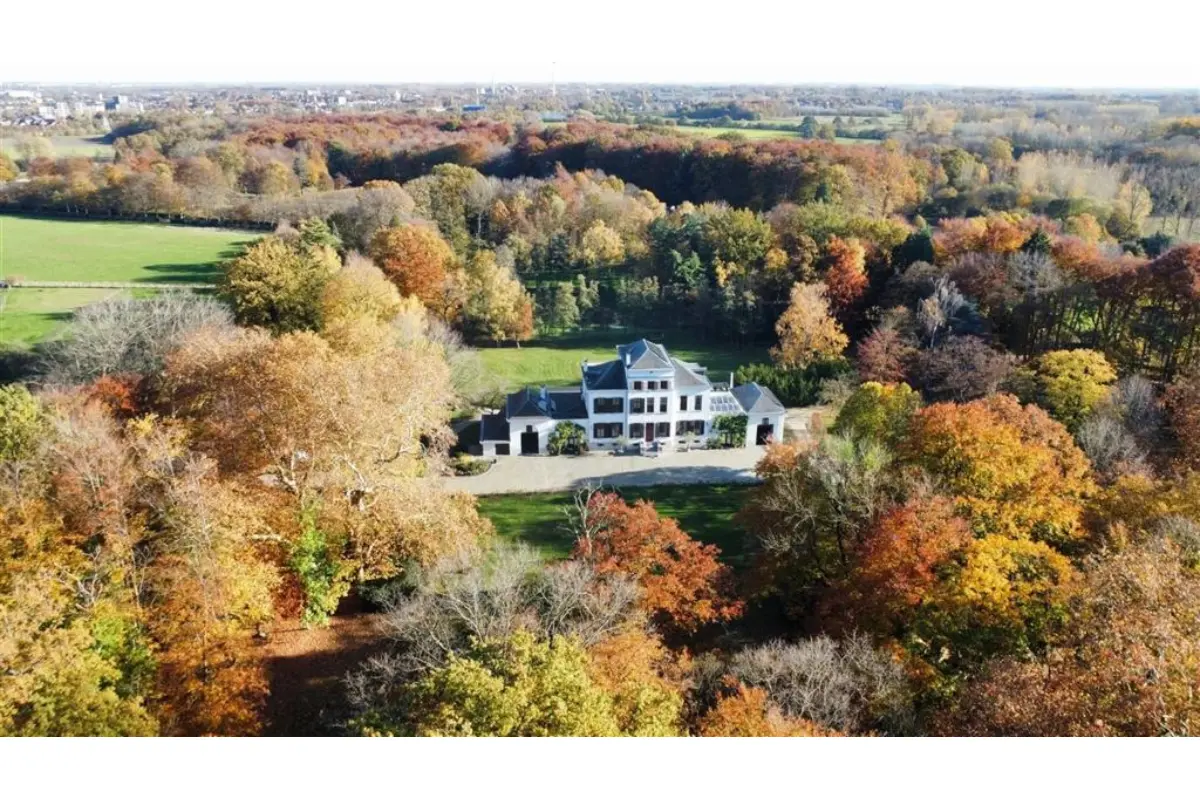 Château à vendre à Hasselt 3500 3750000.00€ 6 chambres 1500.00m² - annonce 650741