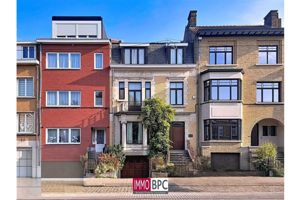 Huis te  koop in Sint-Agatha-Berchem 1082 650000.00€ 5 slaapkamers m² - Zoekertje 650806