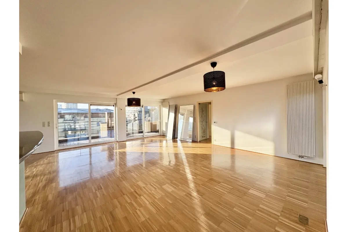 Penthouse te  koop in Ganshoren 1083 665000.00€ 5 slaapkamers 206.00m² - Zoekertje 651658