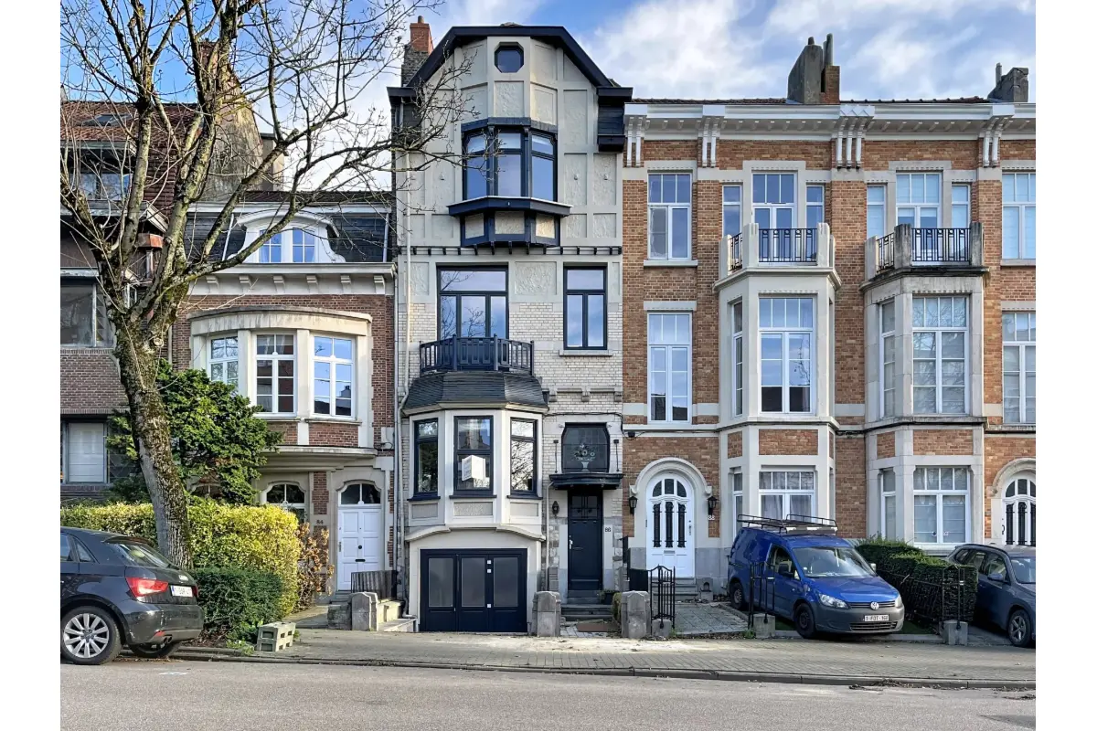 Maison à louer à Uccle 1180 3300.00€ 5 chambres 325.00m² - annonce 651115