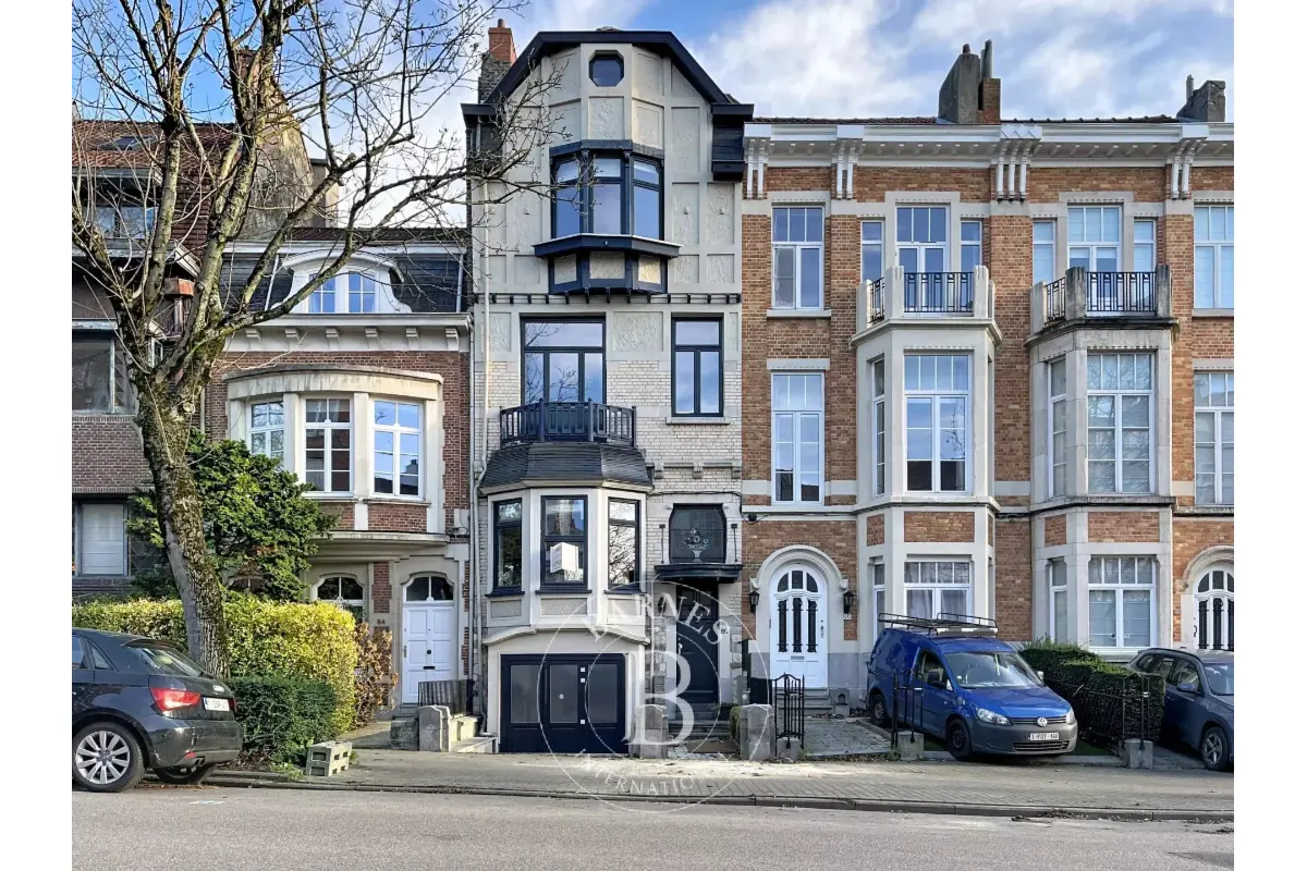 Huis te  huur in Ukkel 1180 3300.00€ 5 slaapkamers 325.00m² - Zoekertje 651115