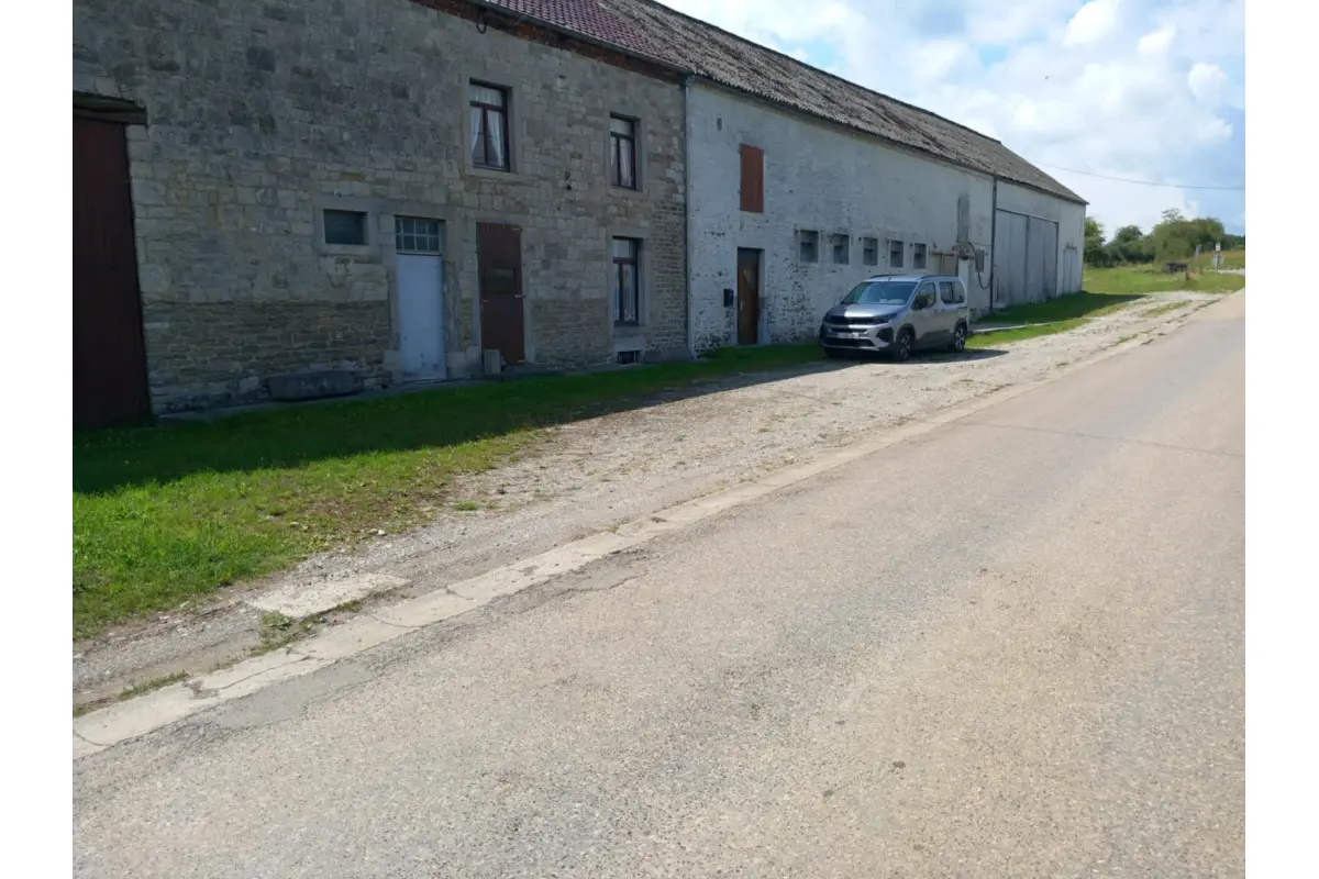 Handelszaak te  koop in Boussu-en-Fagne 5660 120000.00€ 3 slaapkamers m² - Zoekertje 651630