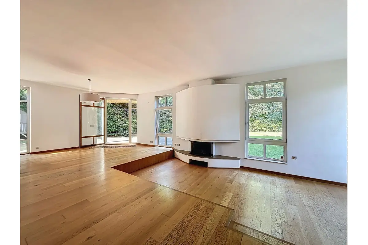 Rez-de-chaussée à louer à Uccle 1180 2400.00€ 4 chambres 150.00m² - annonce 651312