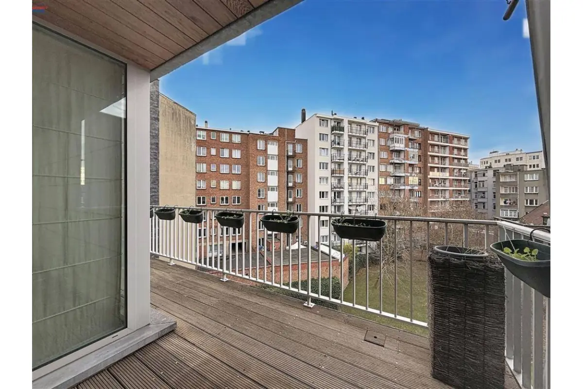 Appartement à  à Schaerbeek 1030 1300.00€ 2 chambres 85.00m² - annonce 651650