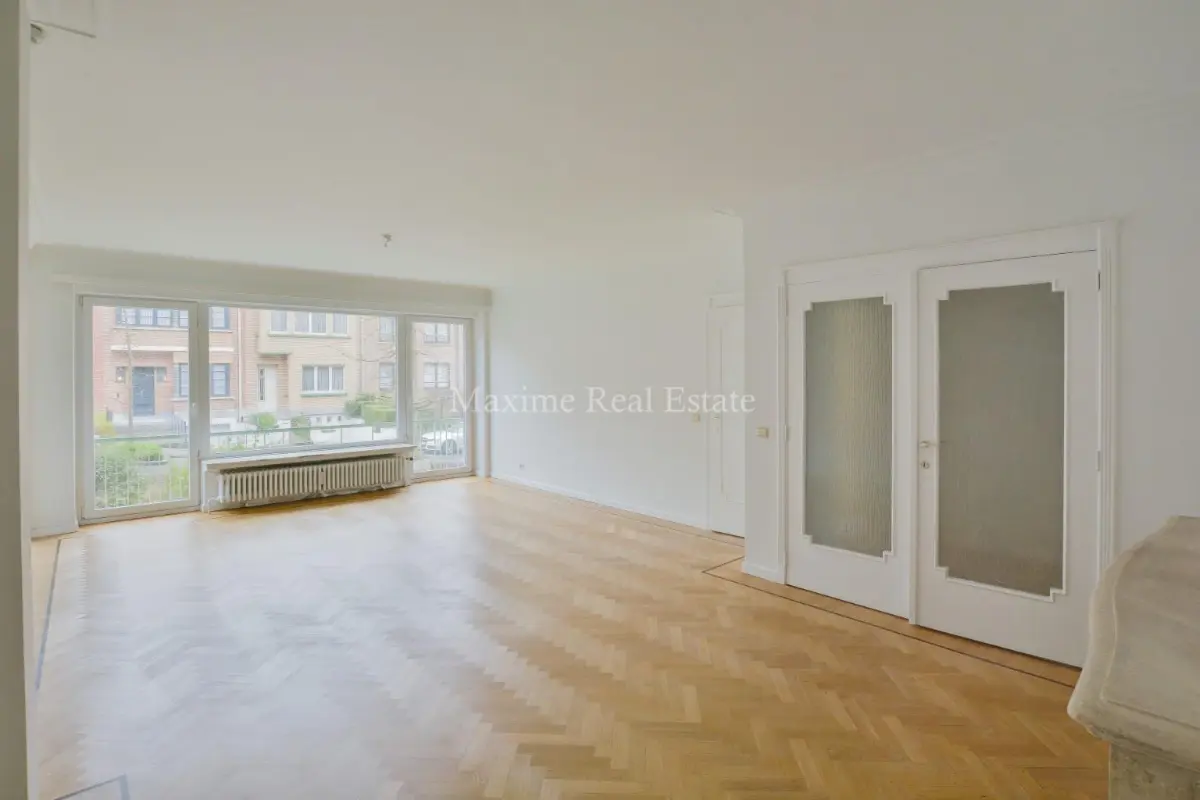 Appartement à  à Woluwe-Saint-Pierre 1150 1200.00€ 2 chambres 103.00m² - annonce 651382