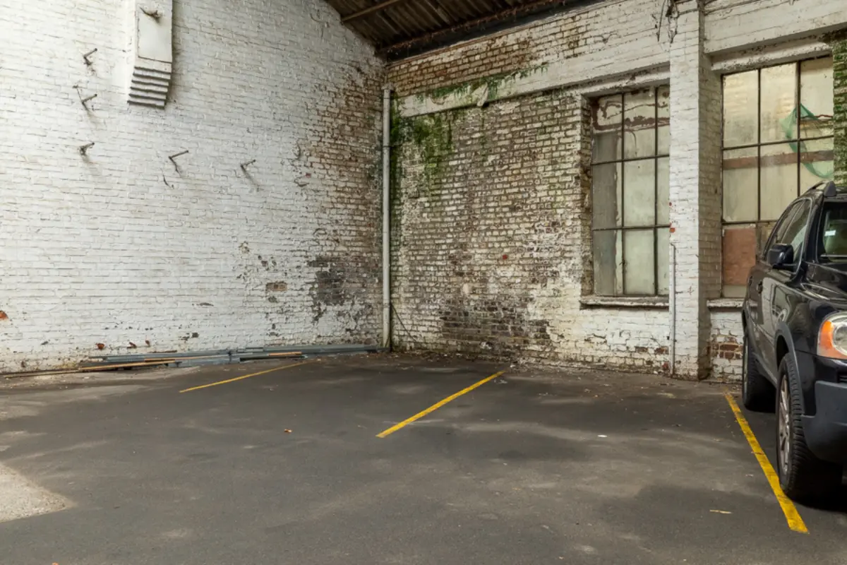 Parking & garage te  koop in Doornik 7500 30000.00€  slaapkamers m² - Zoekertje 651623