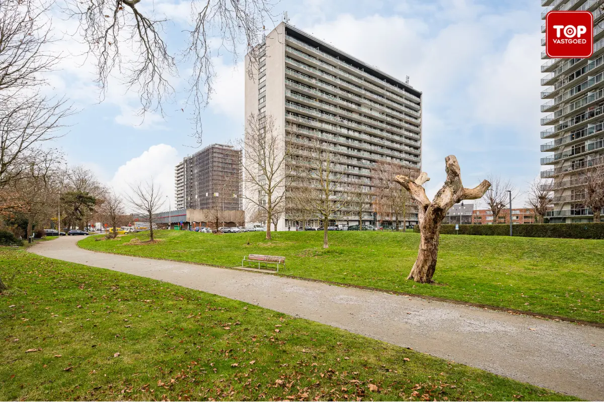 Appartement te  koop in Gent 9000 259000.00€ 2 slaapkamers 75.00m² - Zoekertje 651799