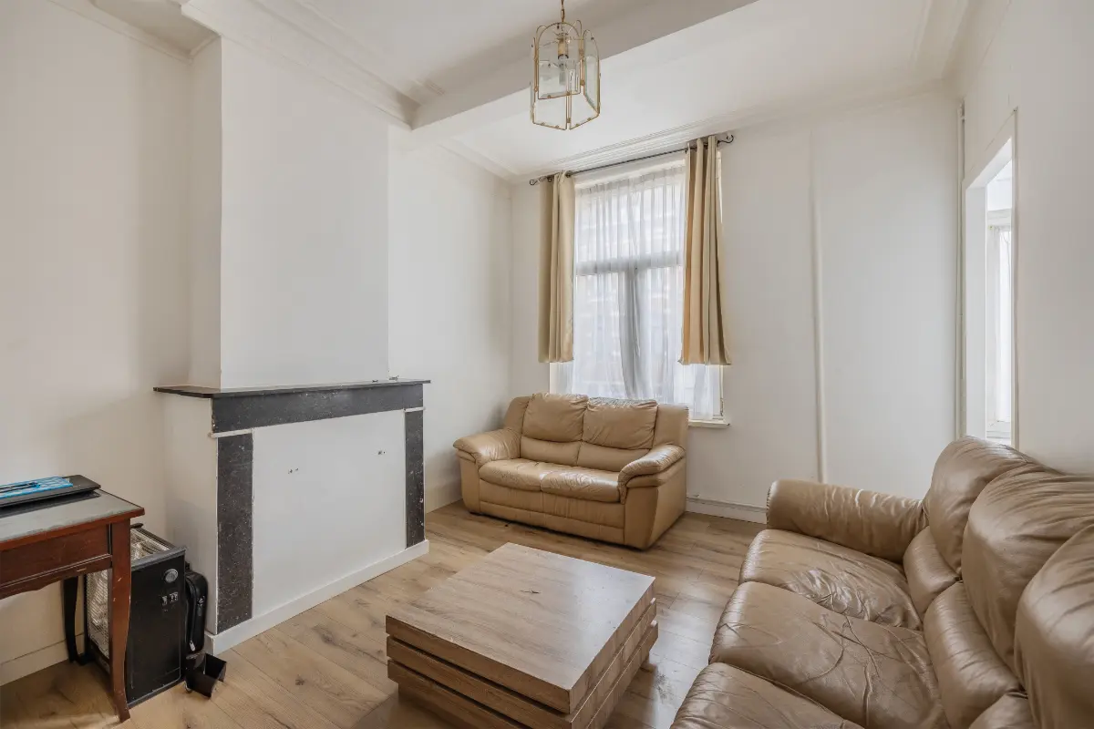 Mixgebouw te  koop in Anderlecht 1070 499000.00€ 7 slaapkamers 432.00m² - Zoekertje 651853