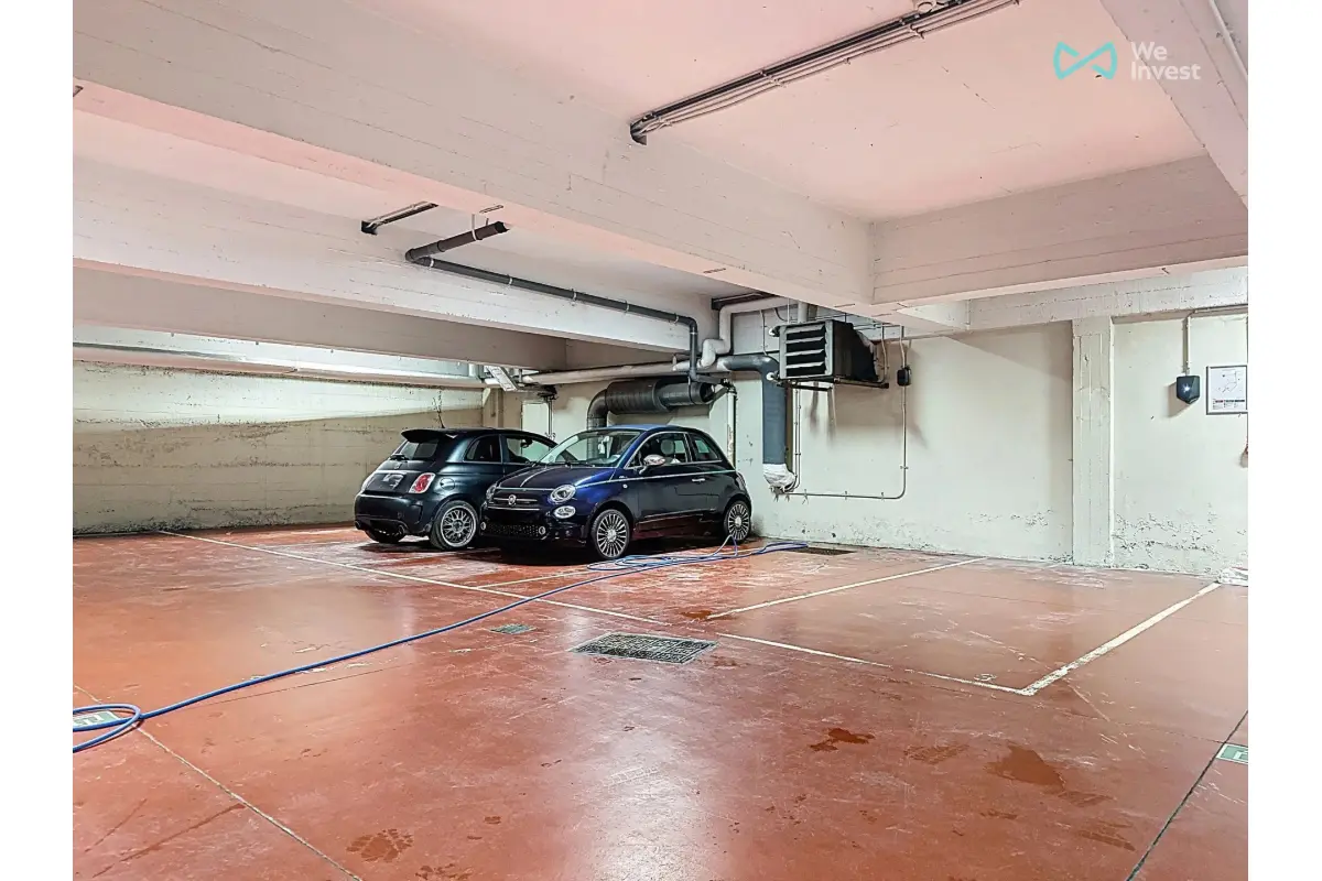 Parking à louer à Saint-Gilles 1060 250.00€  chambres m² - annonce 651851
