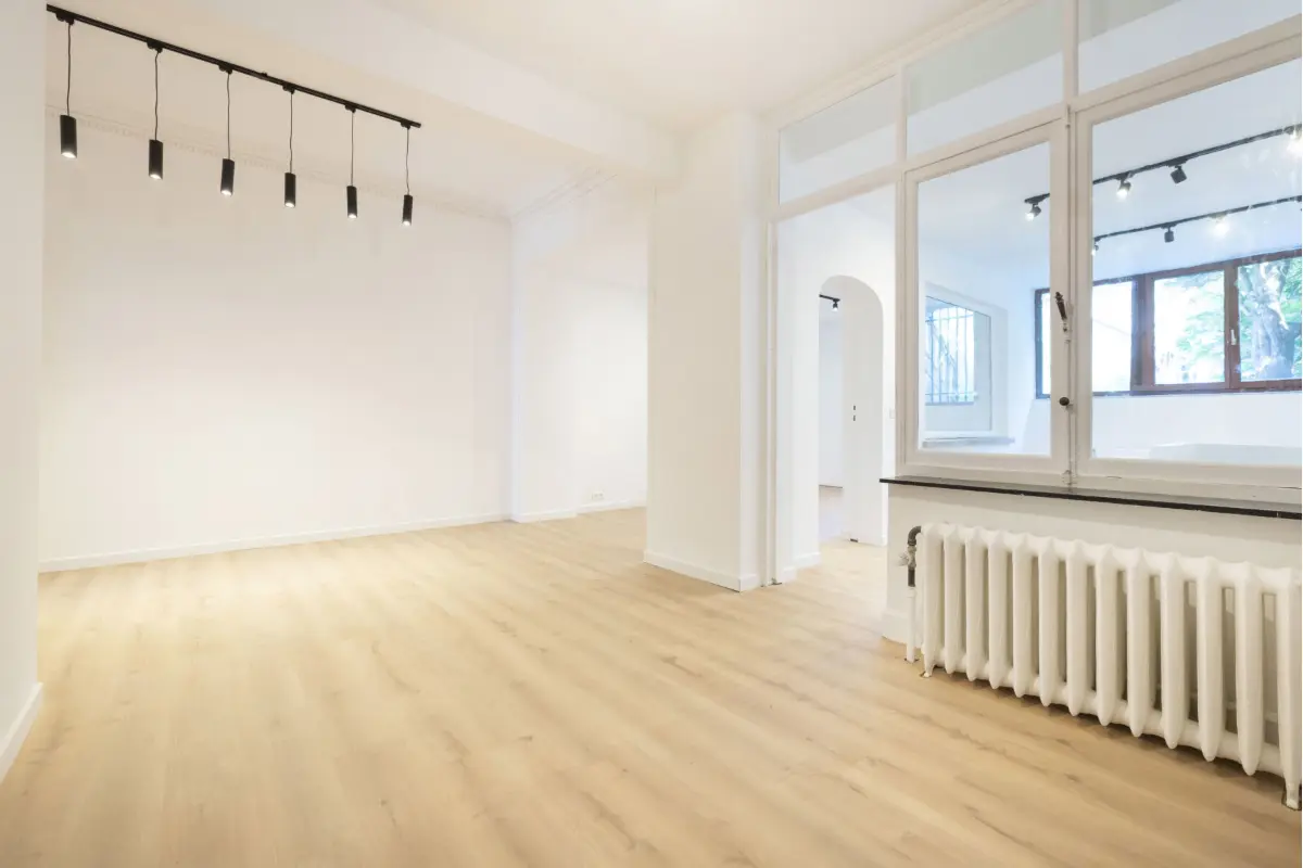 Handelszaak te  huur in Ukkel 1180 1300.00€  slaapkamers 60.00m² - Zoekertje 651881