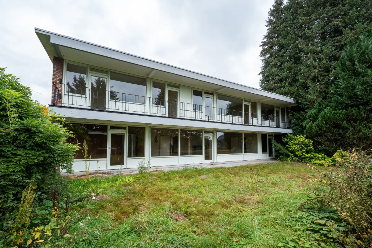 Villa te  koop in Waterloo 1410 995000.00€ 5 slaapkamers 324.00m² - Zoekertje 651848