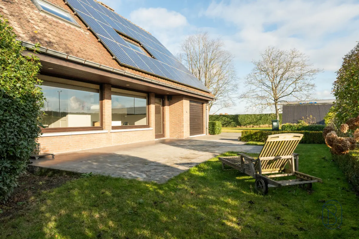 Villa te  koop in Deerlijk 8540 569000.00€ 4 slaapkamers 275.00m² - Zoekertje 652030