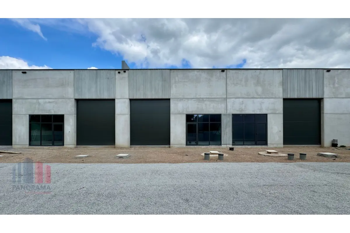 Handelszaak te  koop in Affligem 1790 555000.00€  slaapkamers 344.00m² - Zoekertje 652268