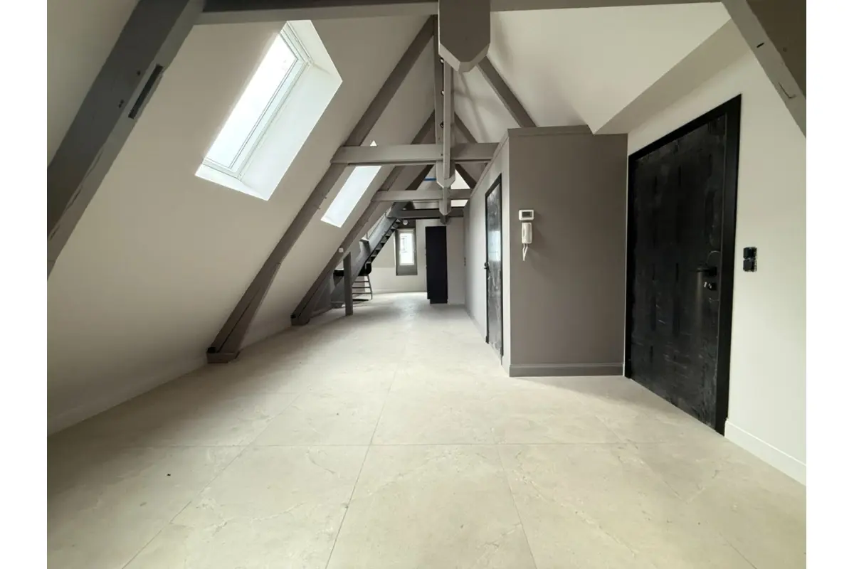 Duplex te  huur in Doornik 7500 875.00€ 1 slaapkamers 85.00m² - Zoekertje 652476