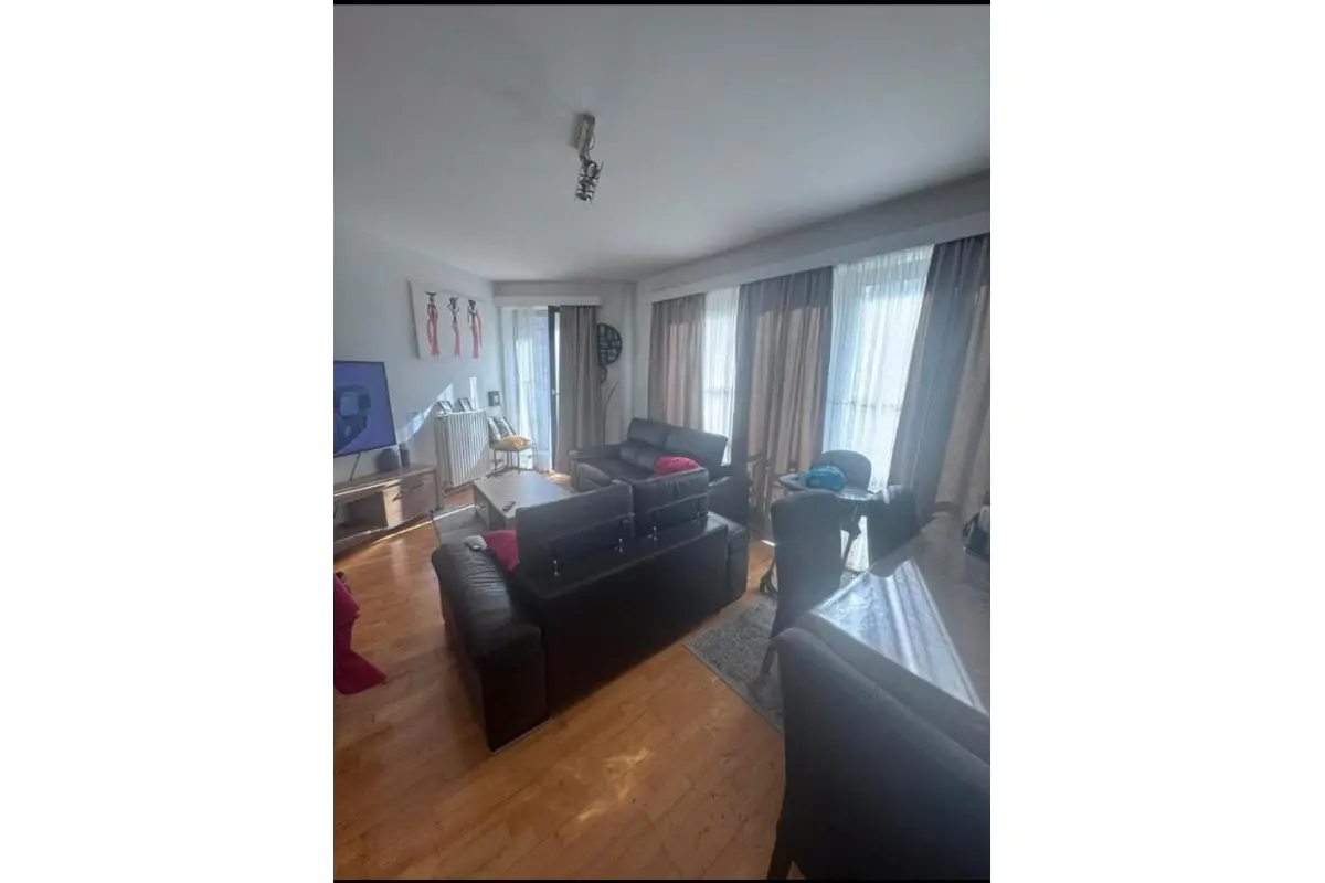 Appartement te  koop in Sint-Lambrechts-Woluwe 1200 330000.00€ 2 slaapkamers 84.00m² - Zoekertje 652325