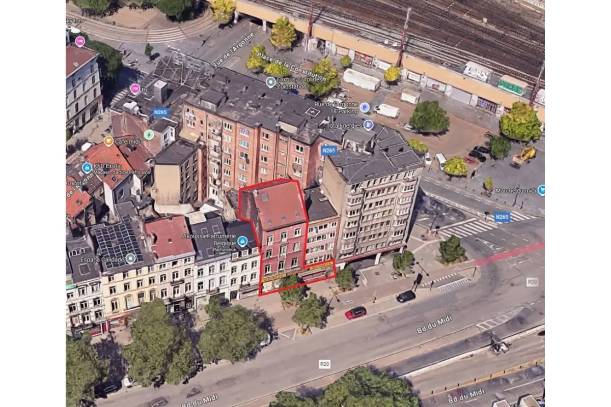 Mixgebouw te  koop in Sint-Gillis 1060 990000.00€ 6 slaapkamers 600.00m² - Zoekertje 652701