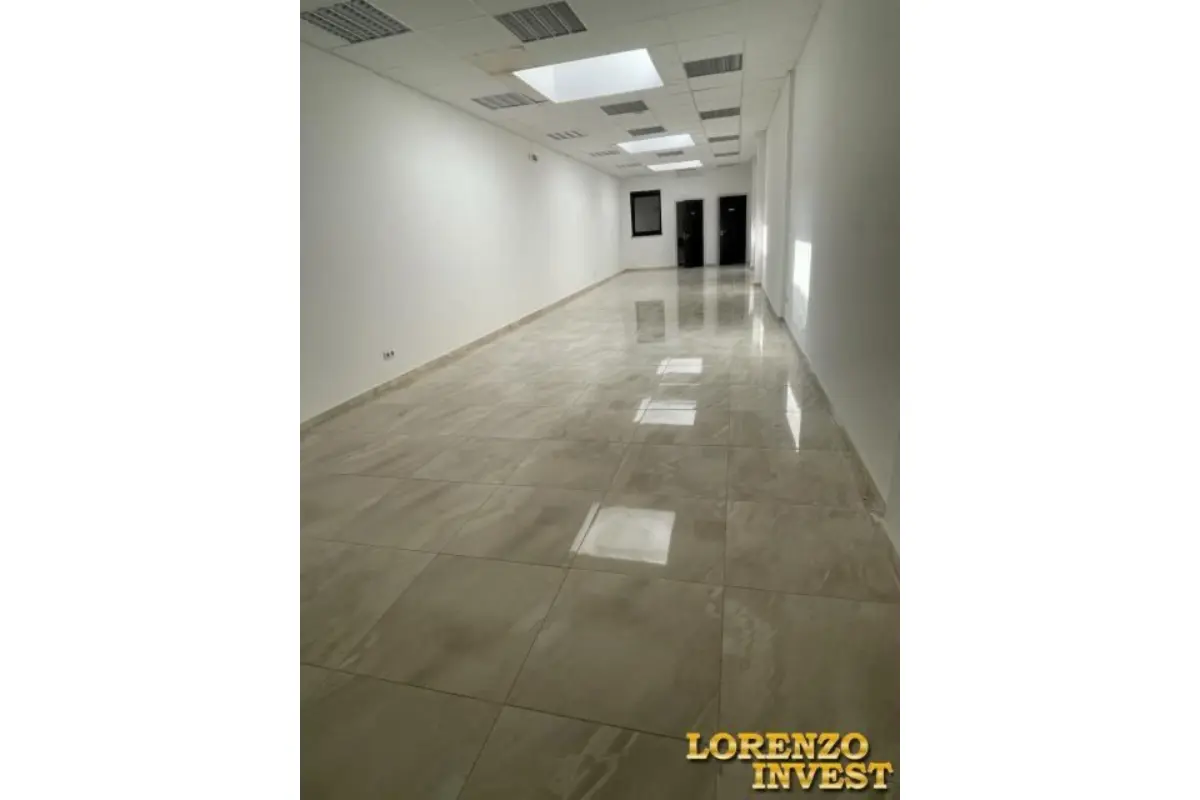 Handelszaak te  koop in La Louvière 7100 99000.00€ 0 slaapkamers m² - Zoekertje 652381