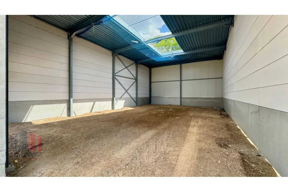 Handelszaak te  koop in Affligem 1790 410000.00€  slaapkamers 240.00m² - Zoekertje 652270