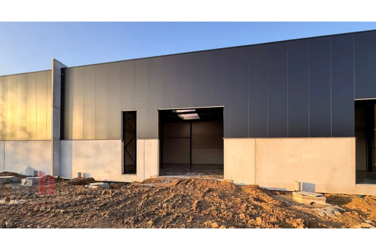 Handelszaak te  koop in Zellik 1731 449000.00€  slaapkamers 211.00m² - Zoekertje 652277