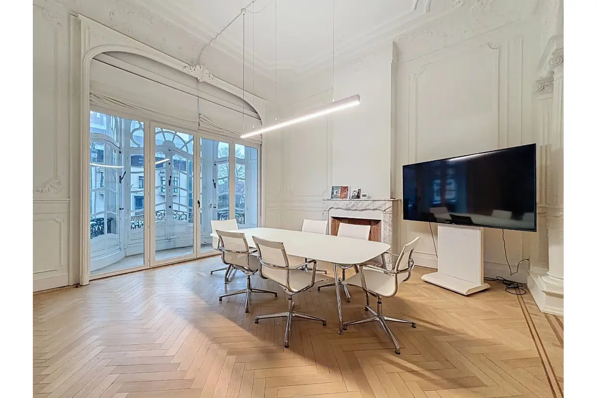 Handelszaak te  huur in Ukkel 1180 2125.00€  slaapkamers 102.00m² - Zoekertje 652198