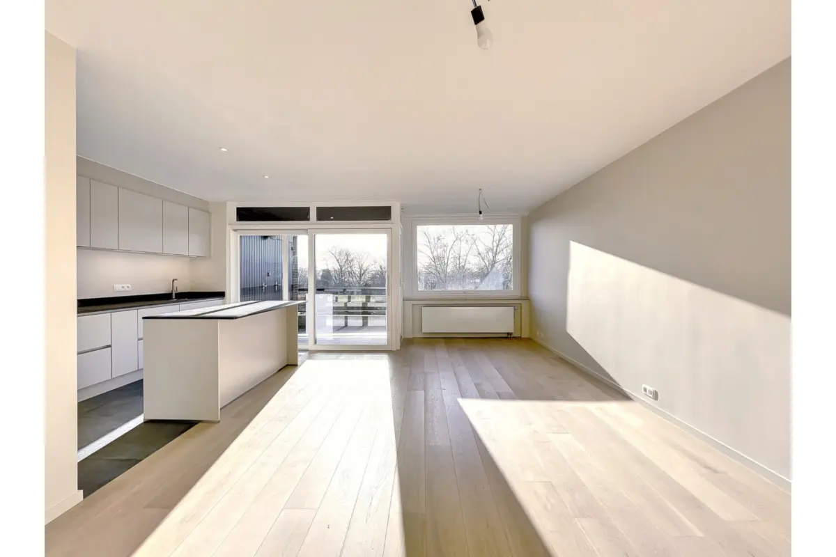 Appartement te  in Wezembeek-Oppem 1970 1350.00€ 2 slaapkamers 98.00m² - Zoekertje 652424