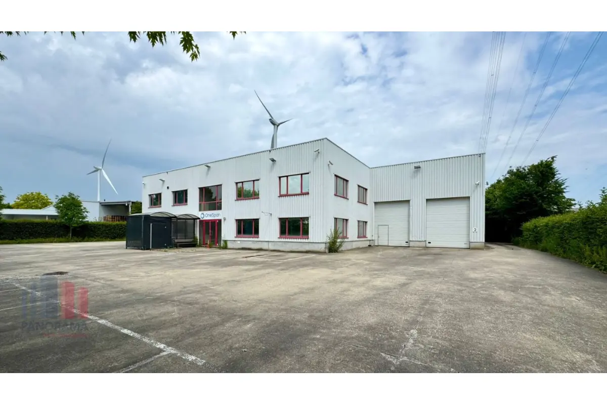 Handelszaak te  koop in Asse 1730 3550000.00€  slaapkamers 4260.00m² - Zoekertje 652274