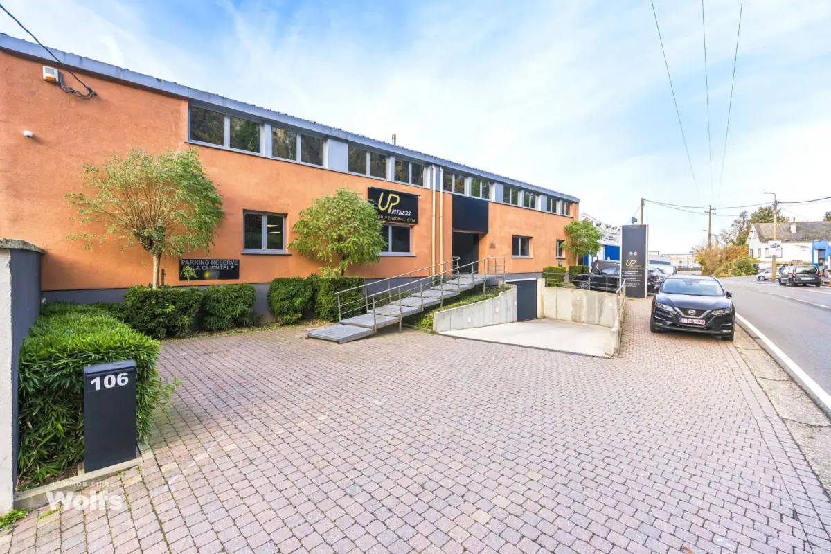 Handelszaak te  huur in Wezet 4600 2500.00€  slaapkamers 347.00m² - Zoekertje 652767