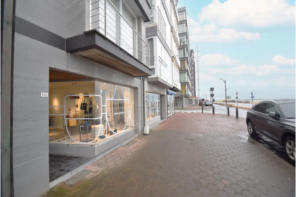 Appartementsgebouw te  koop in Knokke-Heist 8300 699000.00€  slaapkamers 89.00m² - Zoekertje 652266