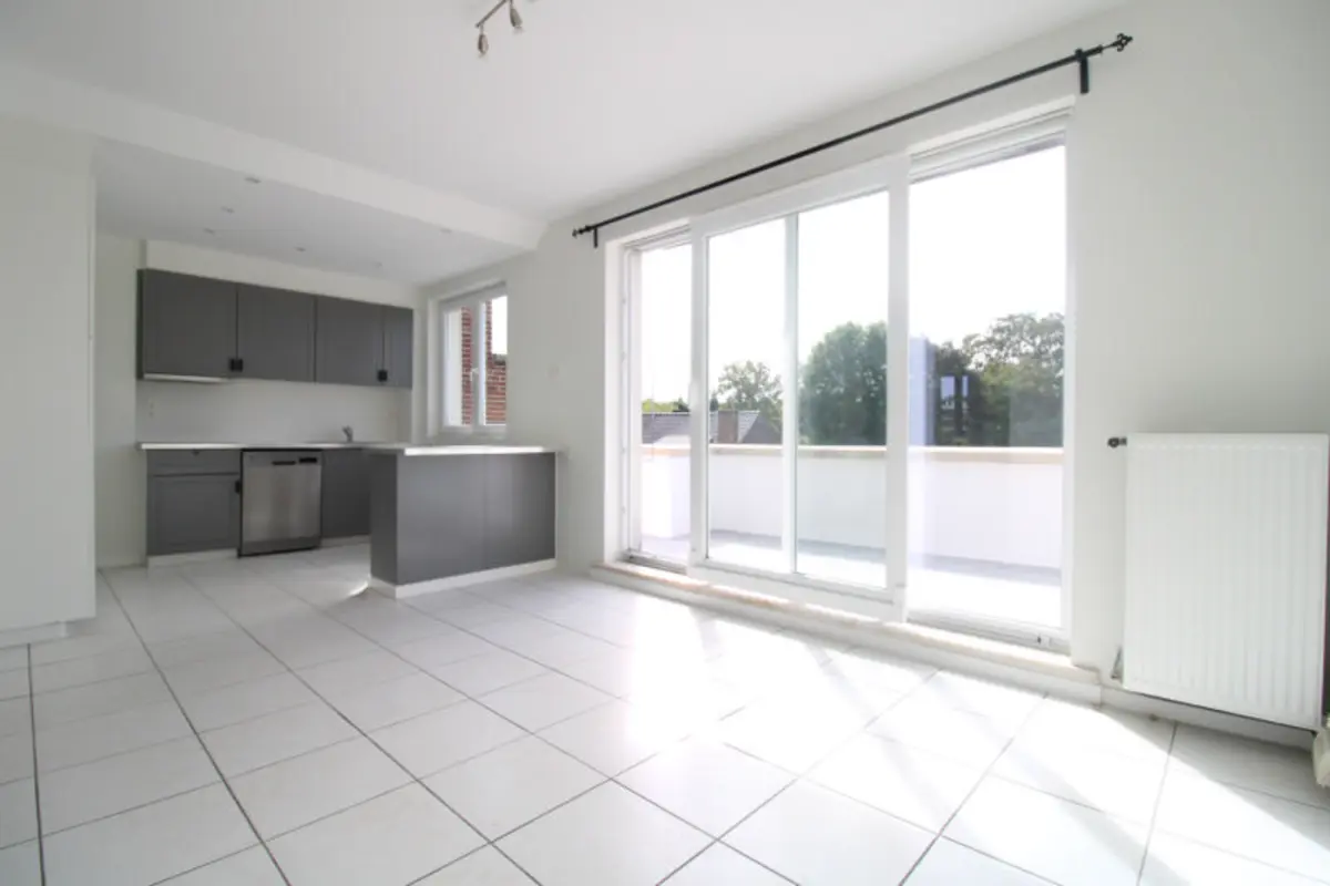 Appartement à  à Uccle 1180 1250.00€ 2 chambres 80.00m² - annonce 653007