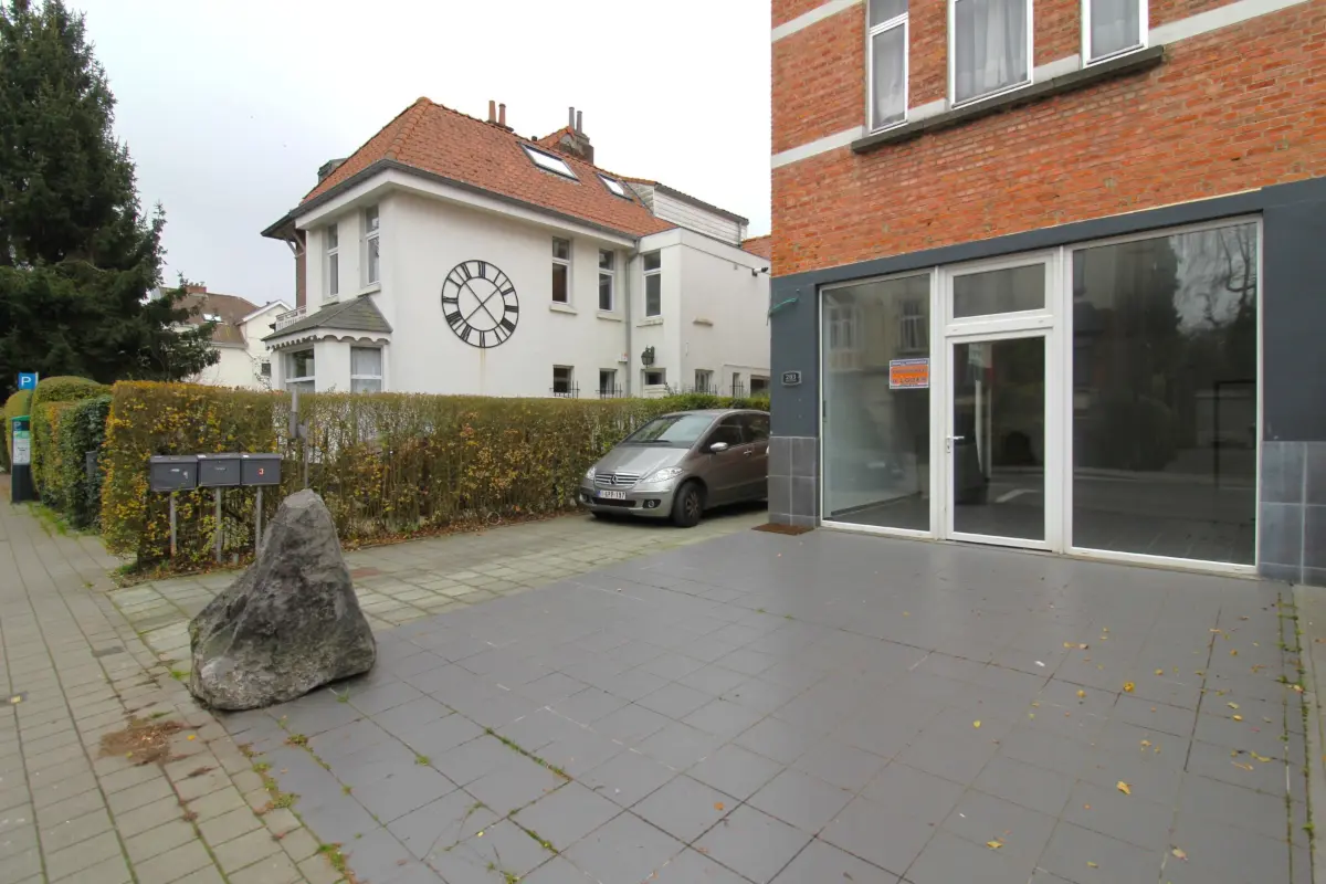 Handelszaak te  huur in Sint-Pieters-Woluwe 1150 1450.00€  slaapkamers 38.00m² - Zoekertje 653005