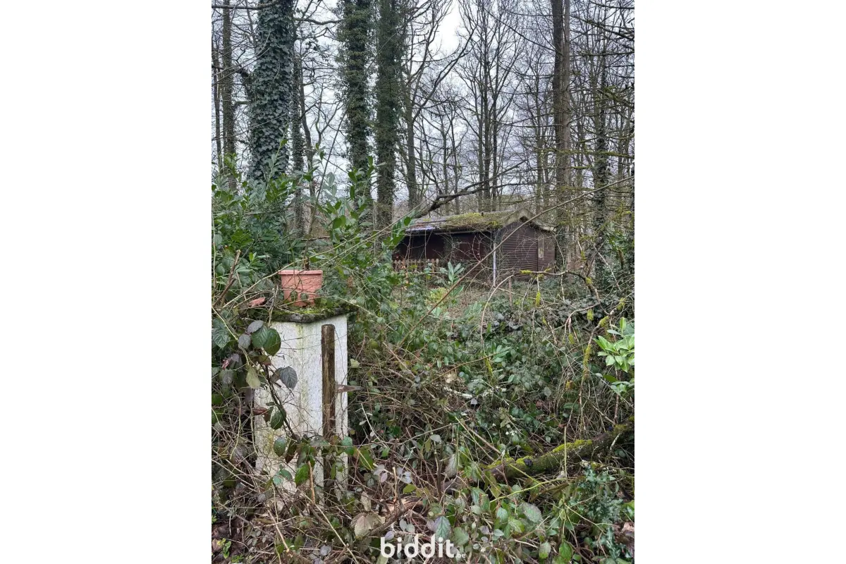 Autre à vendre à Neuville 5600 15000.00€  chambres m² - annonce 653583