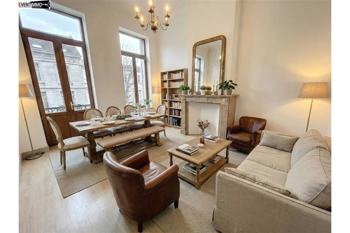 Appartement te  koop in Schaarbeek 1030 220000.00€ 1 slaapkamers 71.50m² - Zoekertje 653406