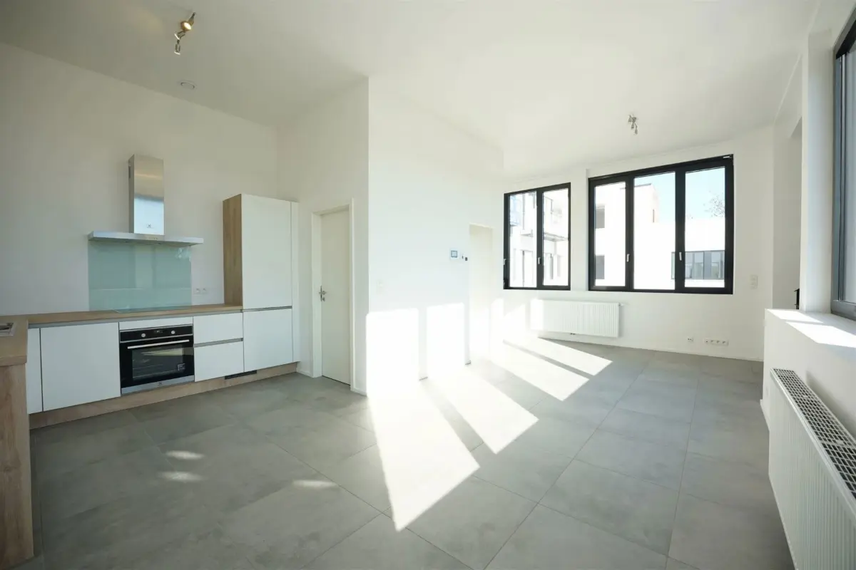 Duplex te  huur in Luik 4000 1025.00€ 2 slaapkamers 107.00m² - Zoekertje 653437