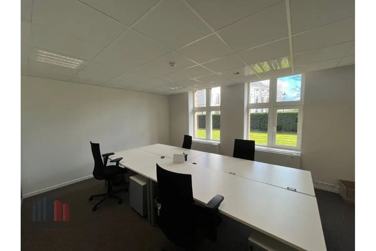 Handelszaak te  huur in Merelbeke 9820 795.00€  slaapkamers 18.00m² - Zoekertje 653221