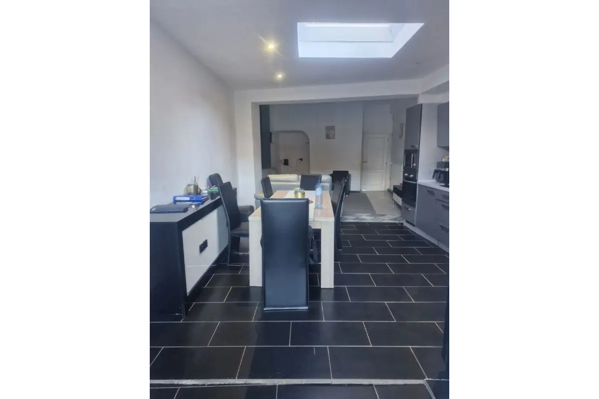 Huis te  in Aalst 9300 325000.00€ 4 slaapkamers 145.00m² - Zoekertje 654144