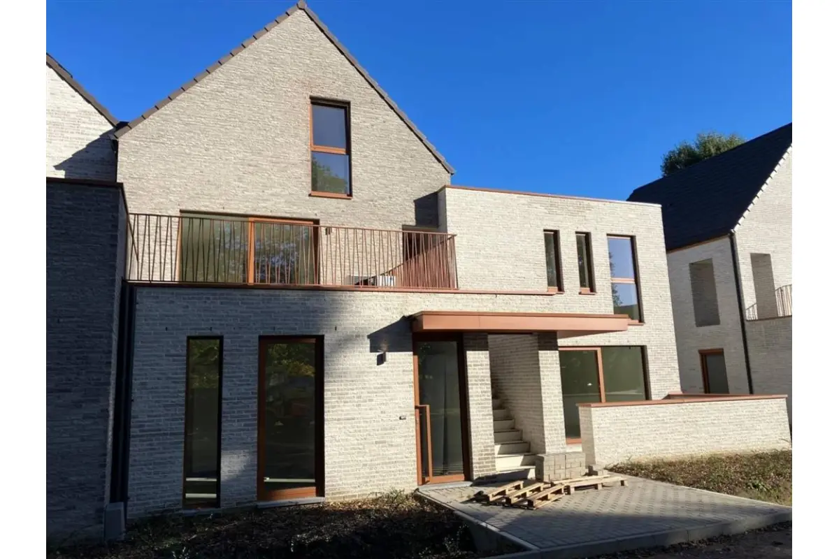 Rez-de-chaussée à louer à Olen 2250 1250.00€ 2 chambres 95.10m² - annonce 654128