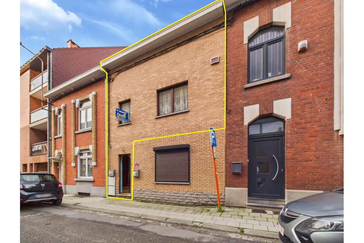 Appartement te  koop in La Louvière 7100 175000.00€ 2 slaapkamers 148.00m² - Zoekertje 653761