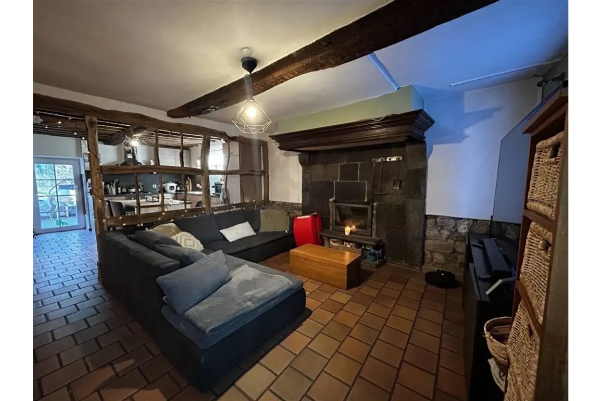 Huis te  huur in Fronville 6990 900.00€ 2 slaapkamers 137.00m² - Zoekertje 654212