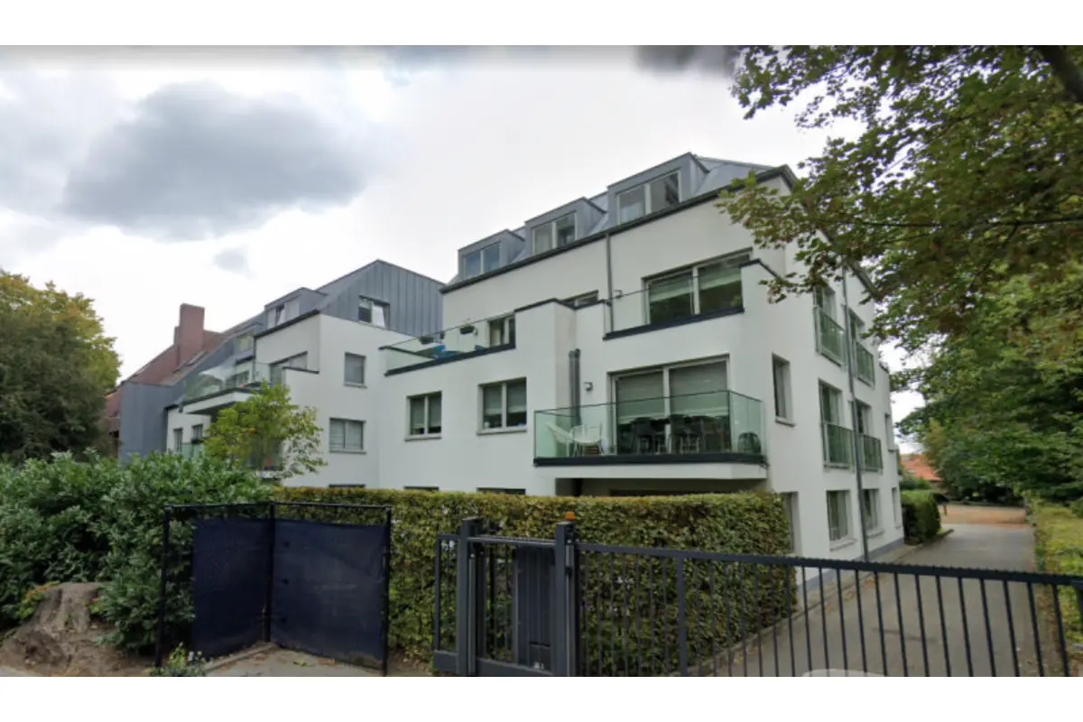 Box à louer à Watermael-Boitsfort 1170 100.00€  chambres m² - annonce 653919