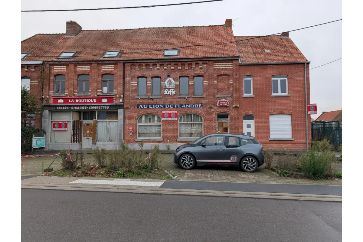 Handelszaak te  koop in Bizet 7783 325000.00€  slaapkamers 247.00m² - Zoekertje 654331