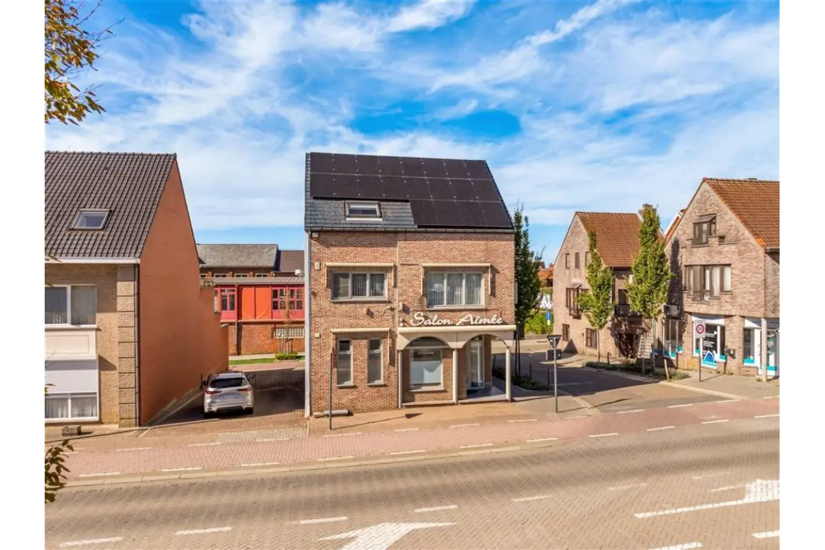 Immeuble de rapport - Immeuble à appartement à vendre à Beringen 3580 0.00€ 5 chambres 453.00m² - annonce 654404